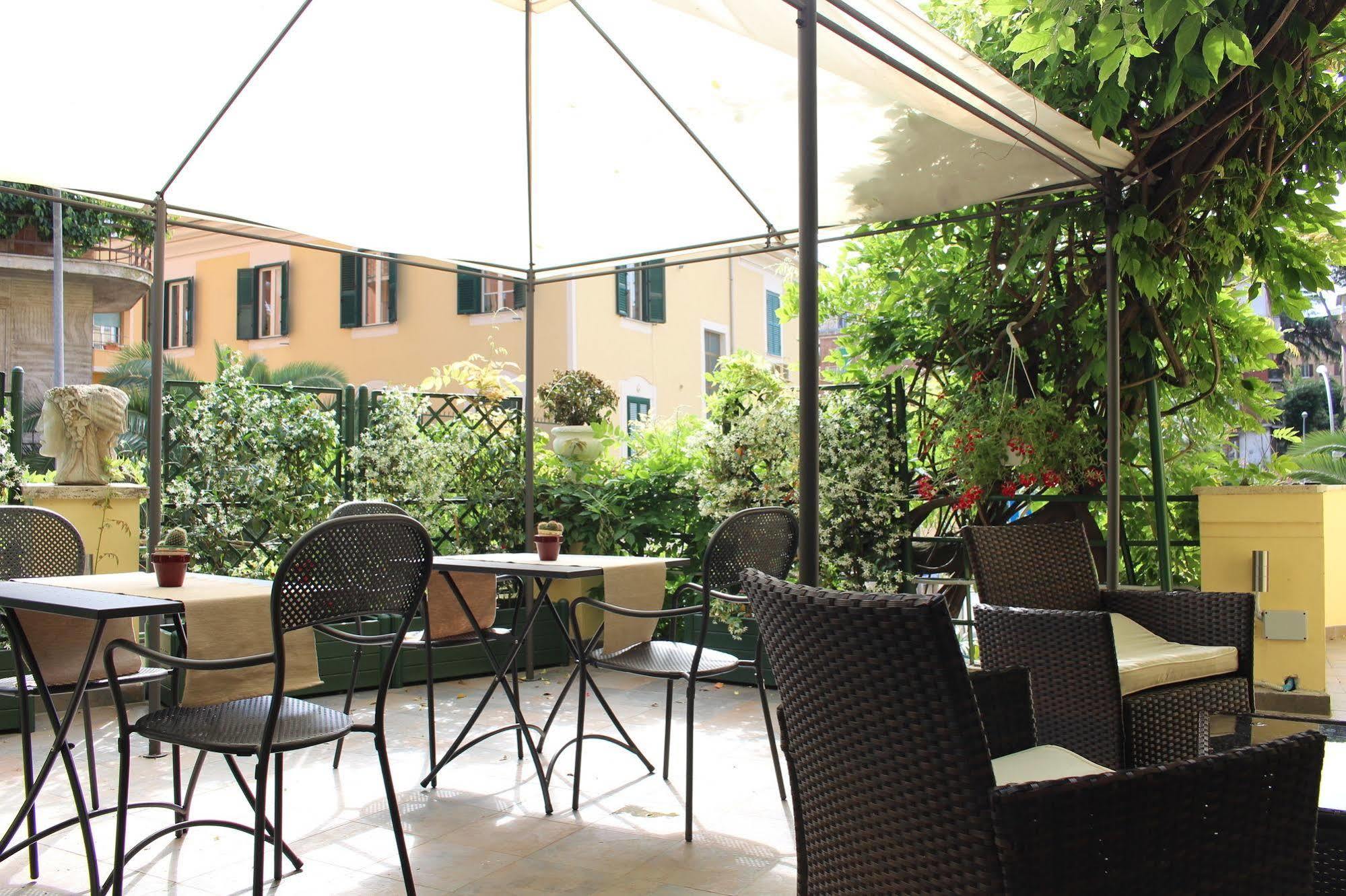 Aventino Bed and breakfast 2*